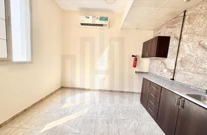 Apartment - Studio - 1 for rent in Fire Station Road - Muwaileh - Sharjah Apartment - Studio - 1 for rent in Fire Station Road - Muwaileh - Sharjah