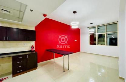 Apartment - 1 Bedroom - 2 Bathrooms for sale in Frankfurt Sports Tower - Dubai Sports City - Dubai