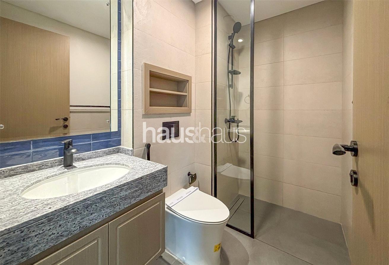 6 bed + Maids | LV3| August Handover | Negotiable photo 10