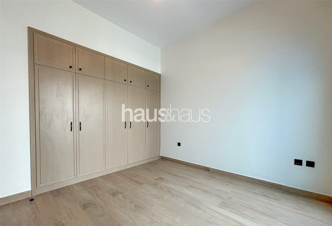 6 bed + Maids | LV3| August Handover | Negotiable photo 12