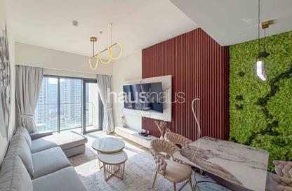 Apartment - 1 - 1 for rent in Burj Royale - Downtown Dubai - Dubai