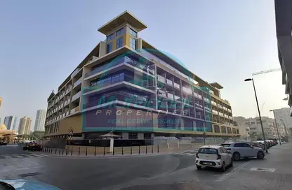 Apartment - 1 Bedroom - 4 Bathrooms for rent in Crystal Residence - District 11 - Jumeirah Village Circle - Dubai