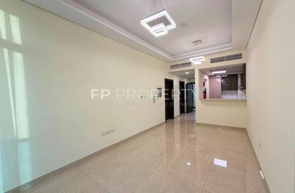 Apartment - 1 Bedroom - 2 Bathrooms for rent in Samana Greens - Arjan - Dubai