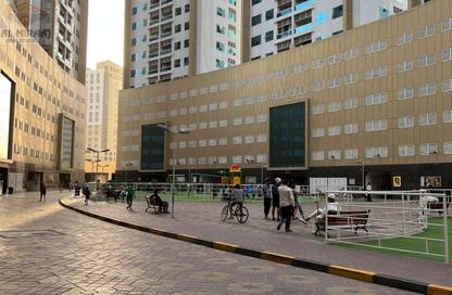 Apartment - 1 Bedroom - 2 Bathrooms for rent in Tower B2 - Ajman Pearl Towers - Ajman Downtown - Ajman