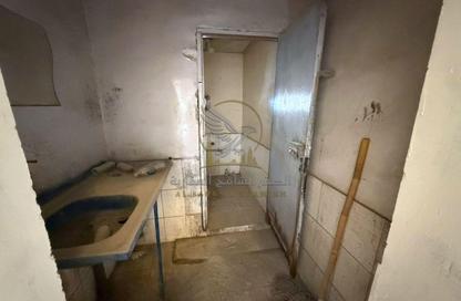 Warehouse - Studio - 1 for rent in Industrial Area 2 - Sharjah Industrial Area - Sharjah