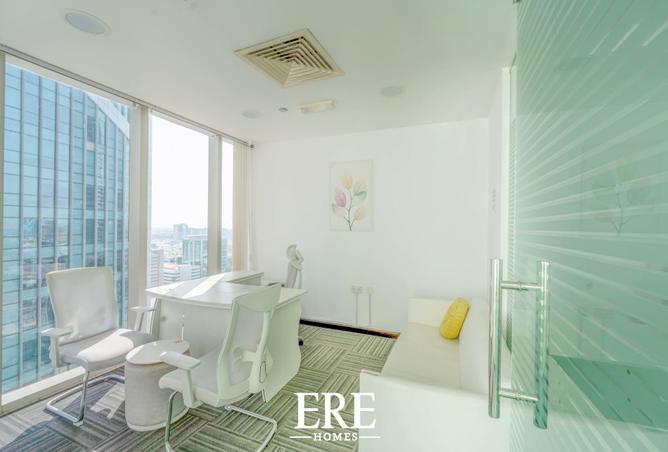 98693222 - Property Image 3