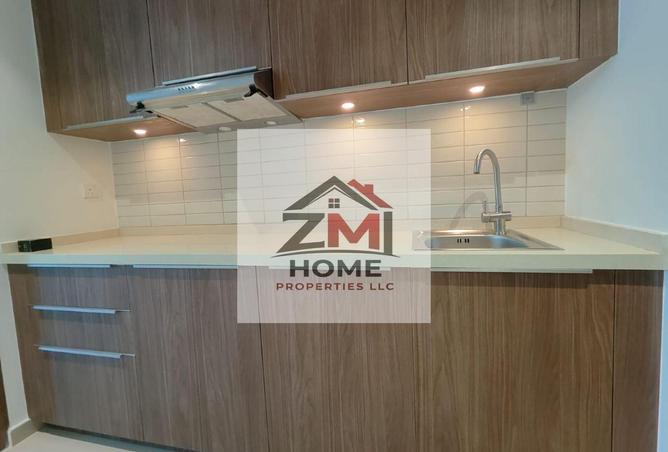 94028699 - Property Image 2