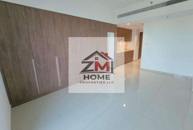 94028699 - Property Image 3