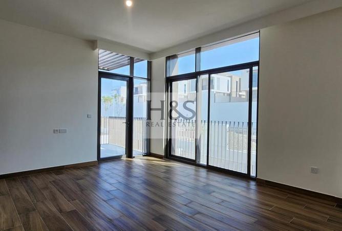 83240724 - صورة العقار 2