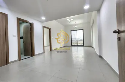 شقة - غرفة نوم - 2 حمامات للايجار في لوليفير ريزيدنس - المدينة العالمية المرحلة 2 - 4 الورسان - الورسان - دبي