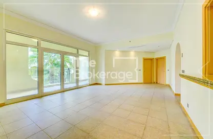 Apartment - 2 Bedrooms - 3 Bathrooms for rent in Al Dabas - Shoreline Apartments - Palm Jumeirah - Dubai