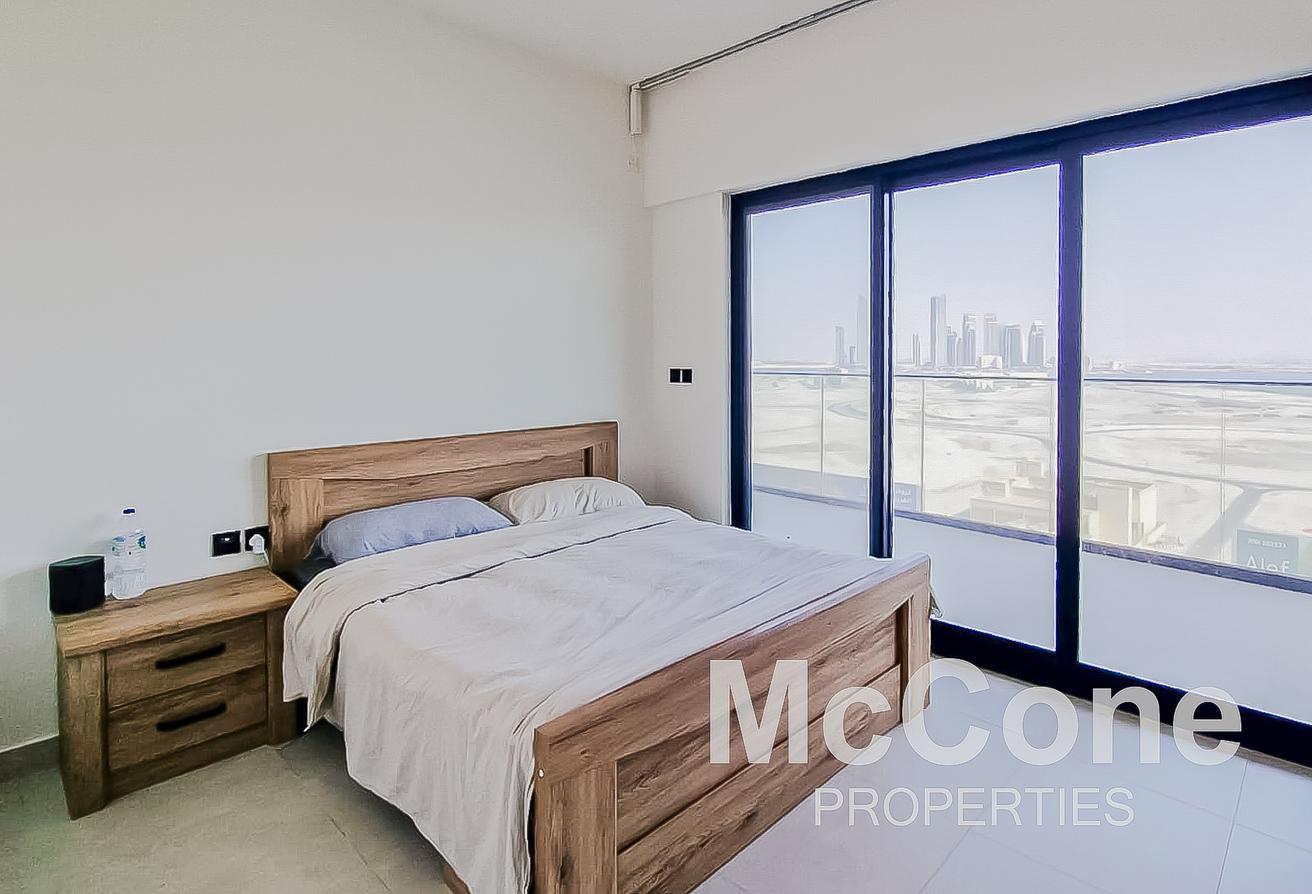 Flexible Cheques | Luxury Furnished | Spacious photo 5