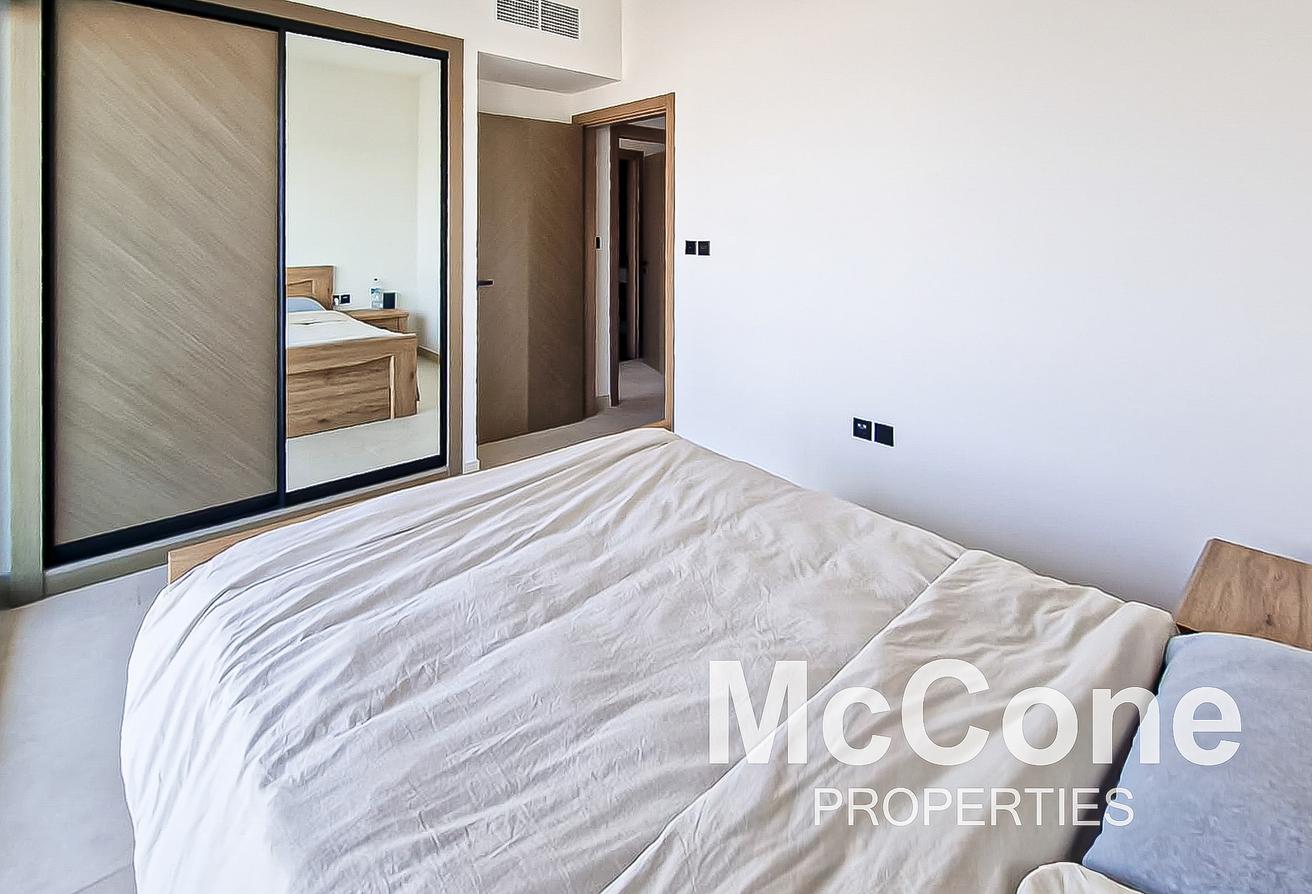 Flexible Cheques | Luxury Furnished | Spacious photo 8