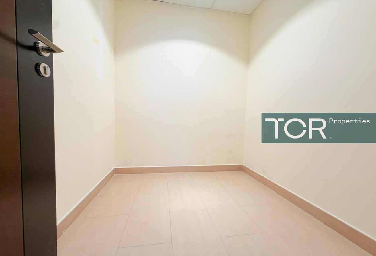Fully Furnished Chiller Free 2-Bedroom | Marina photo 16
