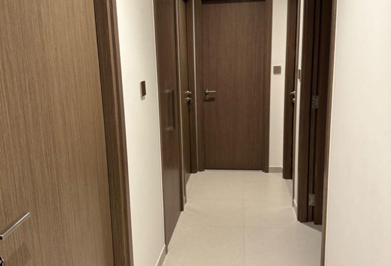 Vacant | Fully Furnished | Burj Khalifa View photo 9