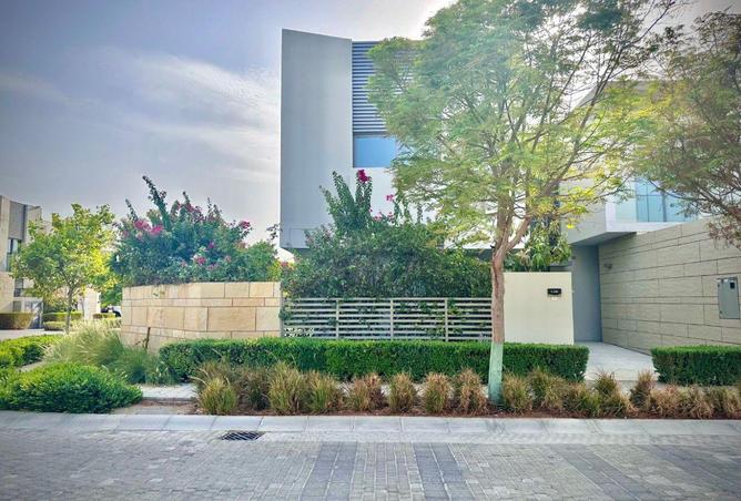87033370 - Property Main Image