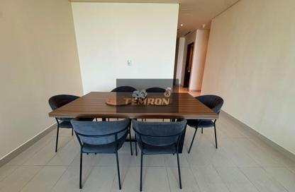 Apartment - 2 Bedrooms - 3 Bathrooms for rent in Nation Towers - Corniche Road - Abu Dhabi