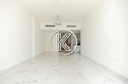 Apartment - 2 Bedrooms - 3 Bathrooms for rent in Noura Tower - Al Habtoor City - Business Bay - Dubai