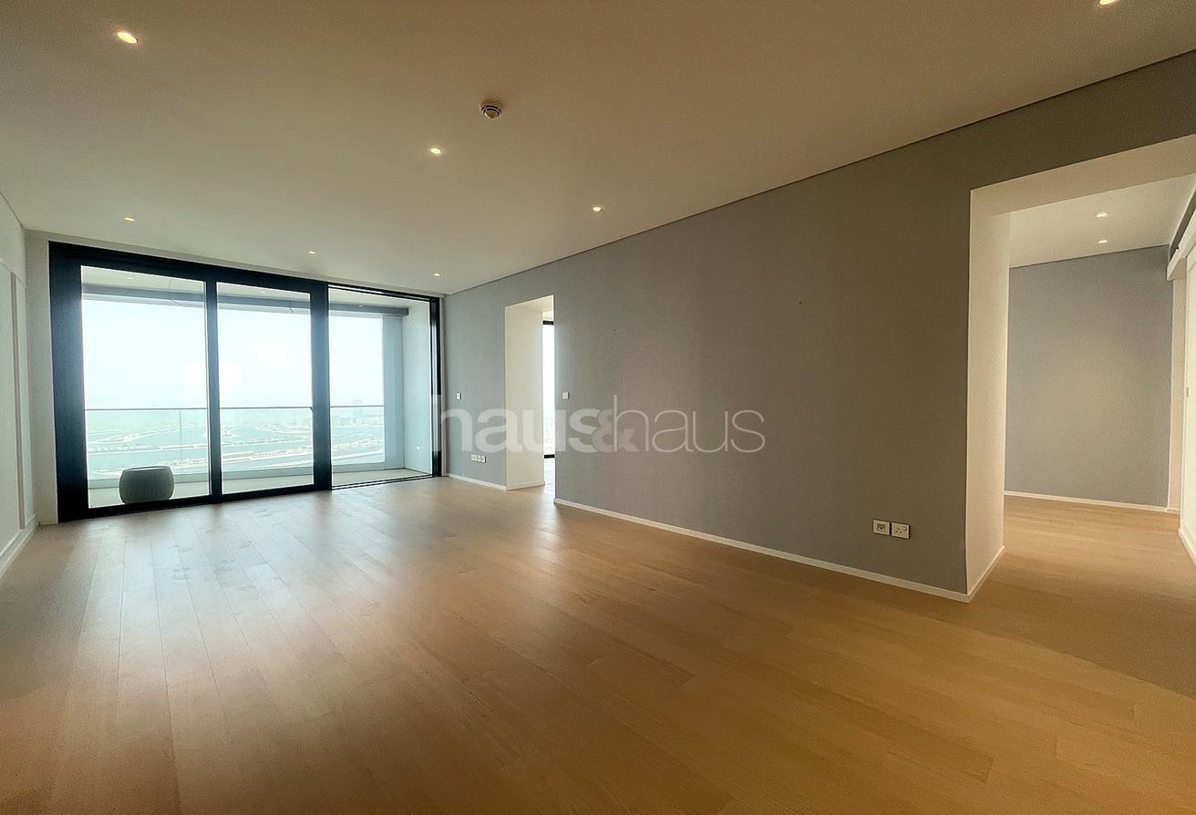 High-Floor 4BR | Upgraded | Furniture Available photo 3