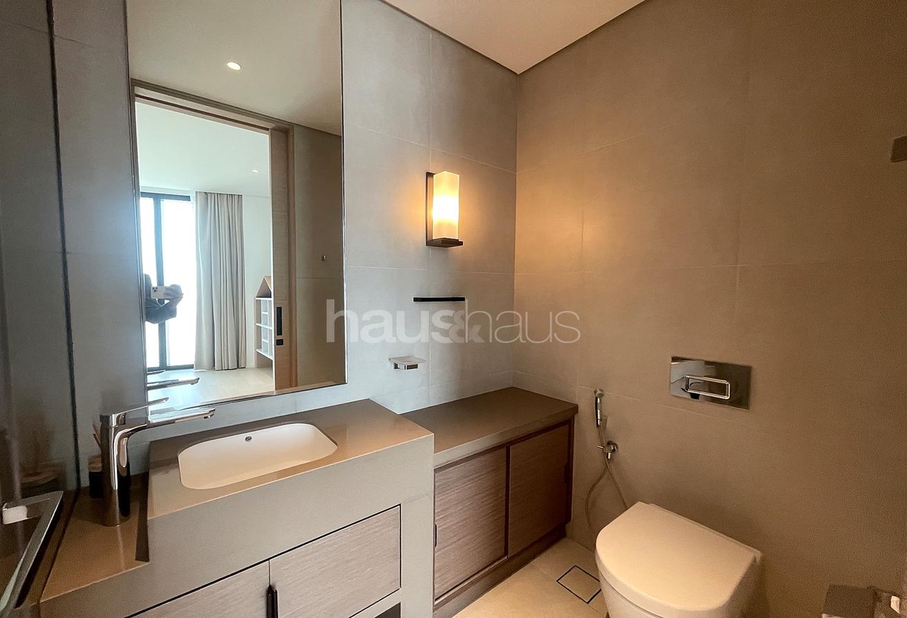 High-Floor 4BR | Upgraded | Furniture Available photo 19