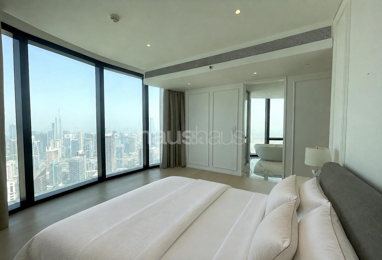 High-Floor 4BR | Upgraded | Furniture Available photo 12