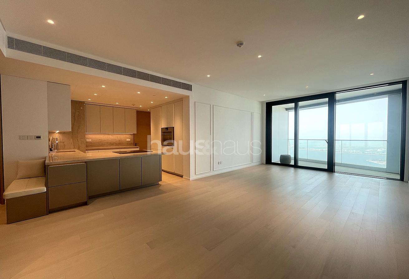 High-Floor 4BR | Upgraded | Furniture Available photo 6