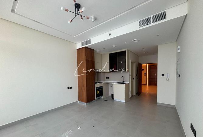 135613303 - Property Main Image