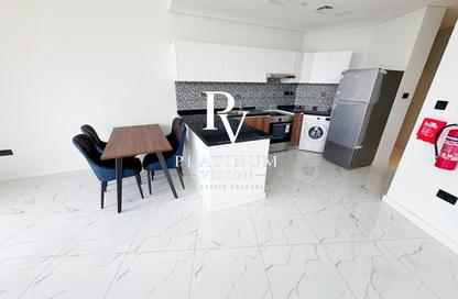 Apartment - 2 Bedrooms - 2 Bathrooms for rent in The Gate - Masdar City - Abu Dhabi