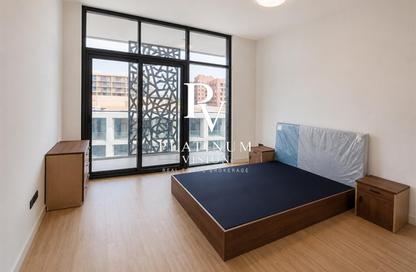 Apartment - 2 Bedrooms - 2 Bathrooms for rent in The Gate - Masdar City - Abu Dhabi