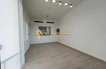 شقة - 3 غرف نوم - 2 حمامات للايجار في بن غاطي كريست - الضاحية 13 - قرية جميرا الدائرية - دبي