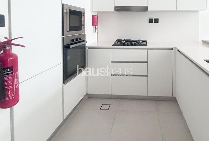 1-bed apartment in Beverly Residence · Furnished · Pool view — photo 3