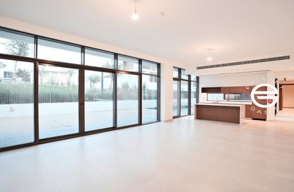 فيلا - 4 - 6 للايجار في تلال الفرجان - المرحلة الأولى - الفرجان - دبي
