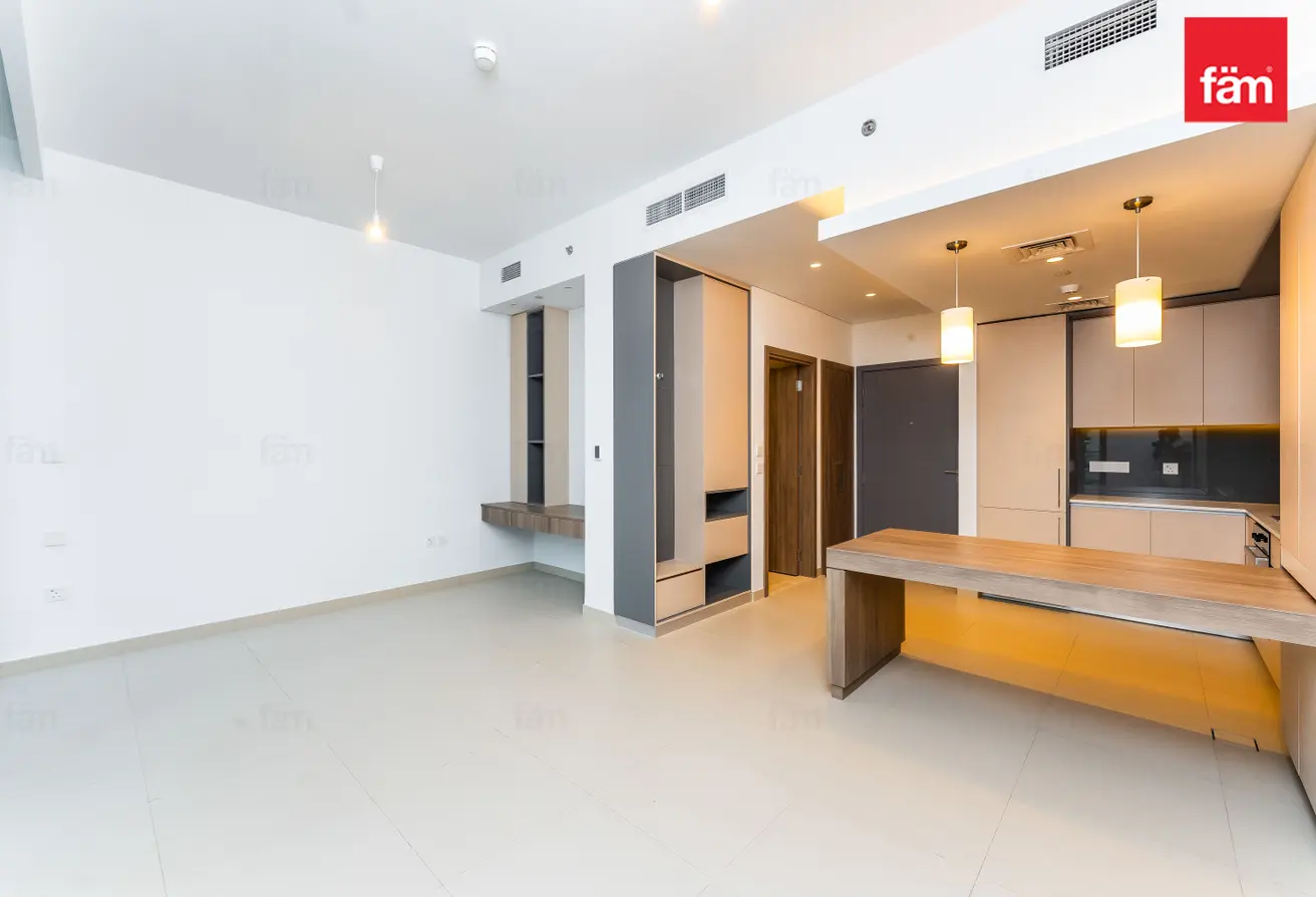 122921099 - Property Main Image