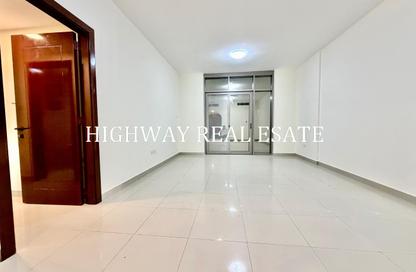Apartment - 2 - 3 for rent in Sahara Tower 3 - Sahara Complex - Al Nahda - Sharjah