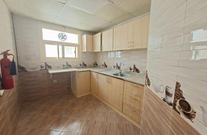 Apartment - 1 - 1 for rent in Muwailih Building - Muwaileh - Sharjah