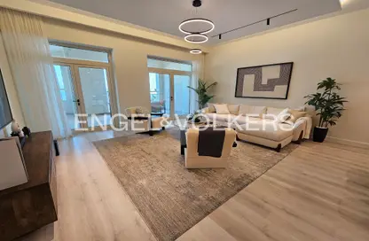 Apartment - 2 Bedrooms - 4 Bathrooms for rent in Al Nabat - Shoreline Apartments - Palm Jumeirah - Dubai