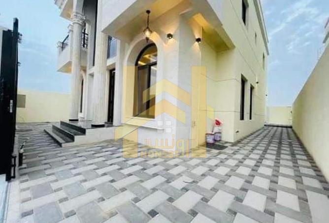 72725205 - Property Image 3