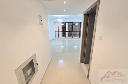 Apartment - 2 - 3 for rent in Amber Tower - Muwaileh - Sharjah Apartment - 2 - 3 for rent in Amber Tower - Muwaileh - Sharjah