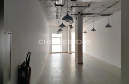 Office Space - Studio - 1 Bathroom for rent in Umm Al Sheif - Dubai