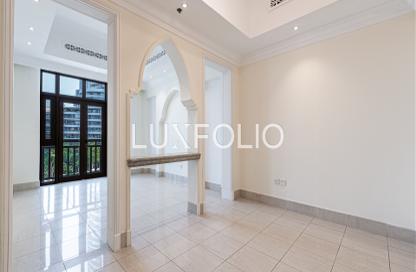 Apartment - 1 - 2 for rent in Tajer Residences - The Old Town Island - Old Town - Downtown Dubai - Dubai