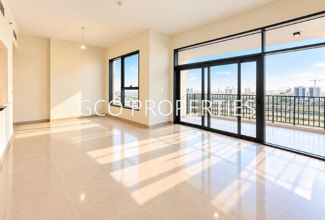 3-bed apartment in Elaya · Brand new · Maid's room — photo 3
