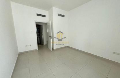 Apartment - 1 Bedroom - 1 Bathroom for rent in Al Khan Corniche - Al Khan - Sharjah Apartment - 1 Bedroom - 1 Bathroom for rent in Al Khan Corniche - Al Khan - Sharjah