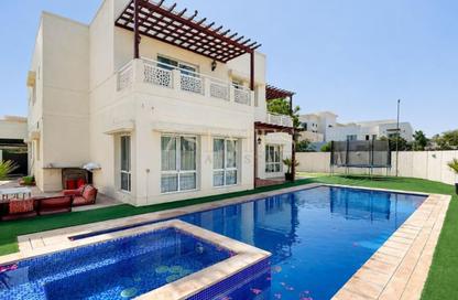 Villa - 6 Bedrooms - 6 Bathrooms for rent in Meadows 4 - Meadows - Dubai