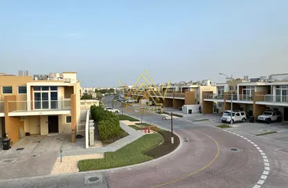 Townhouse - 3 Bedrooms - 4 Bathrooms for rent in Avencia 1 - Avencia - Damac Hills 2 - Dubai
