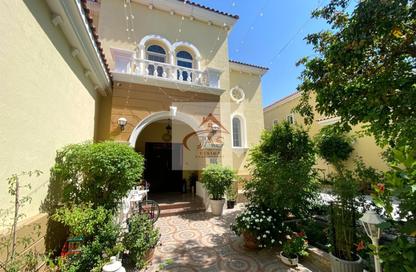 Villa - 4 - 5 for rent in District 7 - Jumeirah Park - Dubai