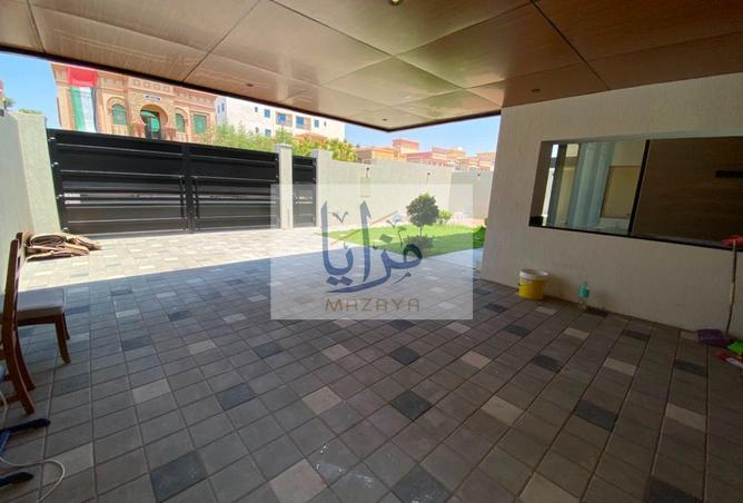 100413231 - Property Image 3