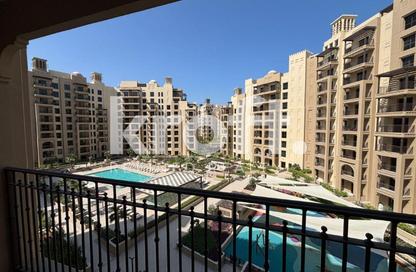 Apartment - 2 Bedrooms - 2 Bathrooms for sale in Al Jazi 4 - Al Jazi - Madinat Jumeirah Living - Umm Suqeim 3 - Umm Suqeim - Dubai