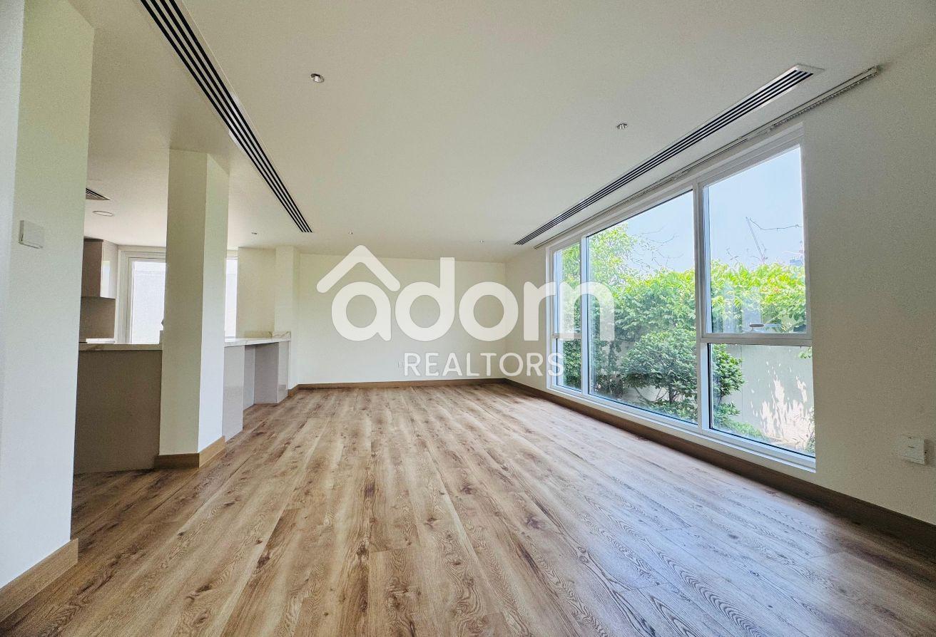 Modern Villa | Pool & Gym | Upgraded | Spacious photo 8