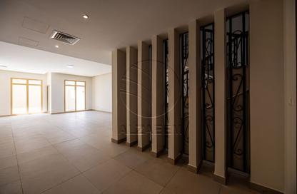 Townhouse - 4 - 5 for rent in Khuzama - Al Raha Golf Gardens - Abu Dhabi