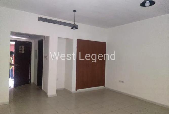 88751937 - Property Image 3